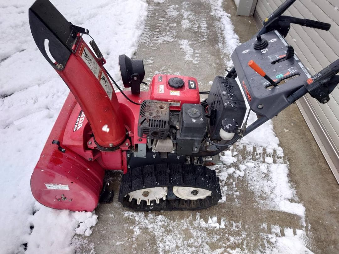 富山発　ホンダ除雪機　HS760　足踏み式　②