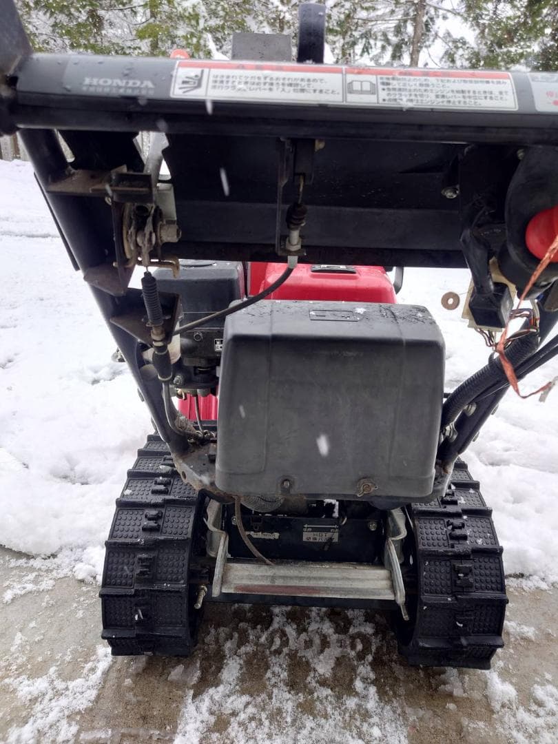 富山発　ホンダ除雪機　HS760　足踏み式　②