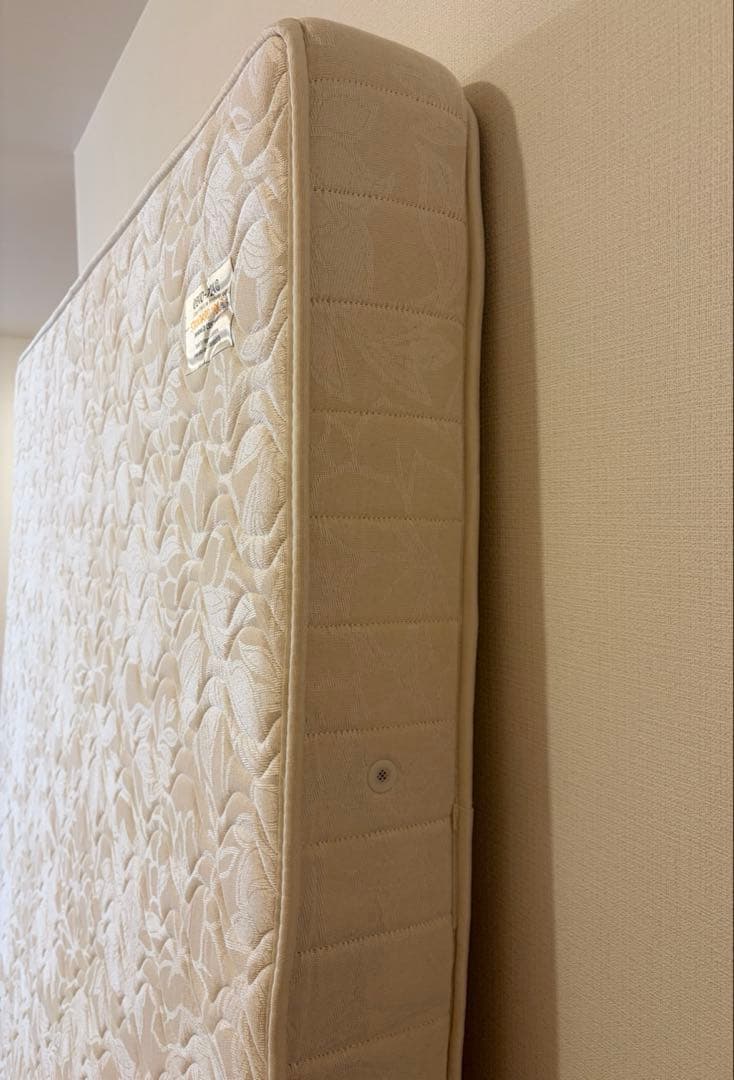 magniflex マットレス マニ・スポーツ クイーンサイズ