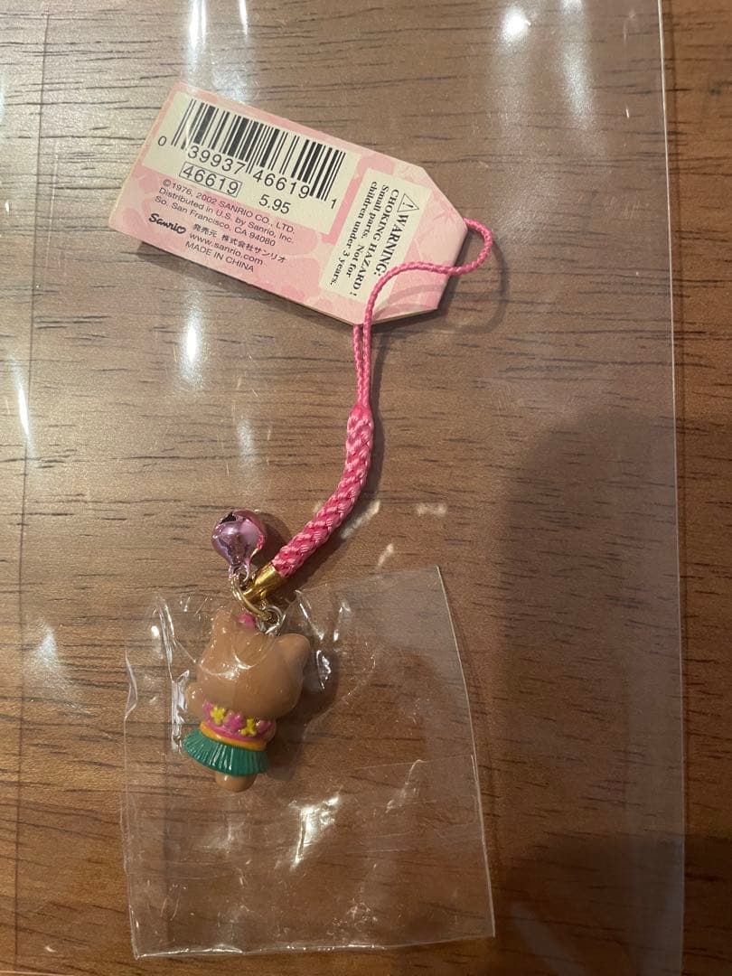 ハローキティ ハワイ限定 フラダンス 根付 ストラップ