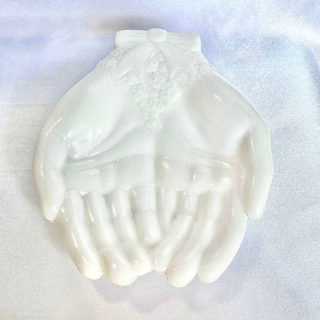 AVON ミルクガラス ハンドトレイ 両手 アンティーク 蚤の市