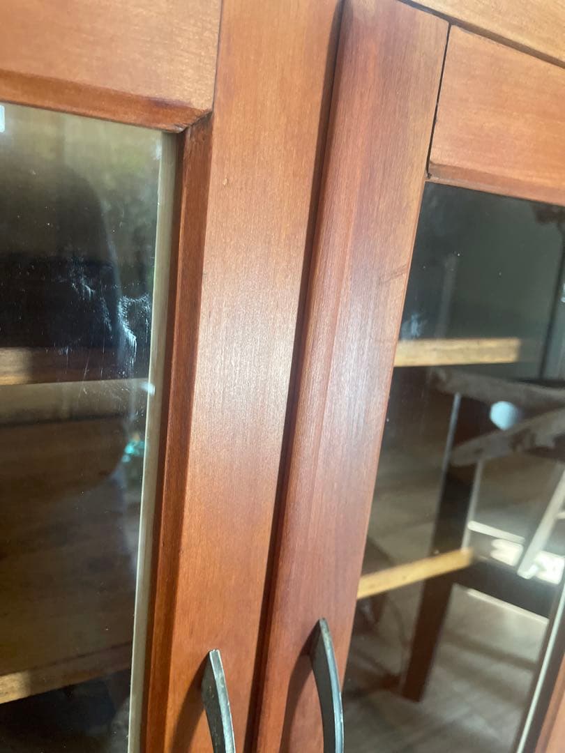 昭和レトロ 水屋箪笥　古家具 キャビネット 収納棚 ガラス戸 アンティーク　家具