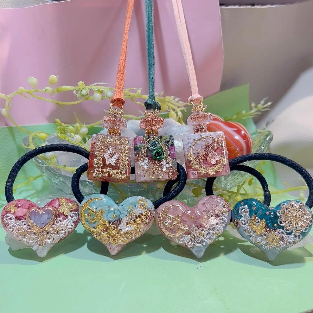 癒しのオルゴナイト️ディープローズクォーツ＋エンジェライトのハート型