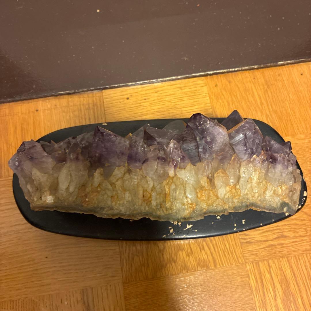 アメジスト クラスター 4.45kg 紫水晶 黒台座付き