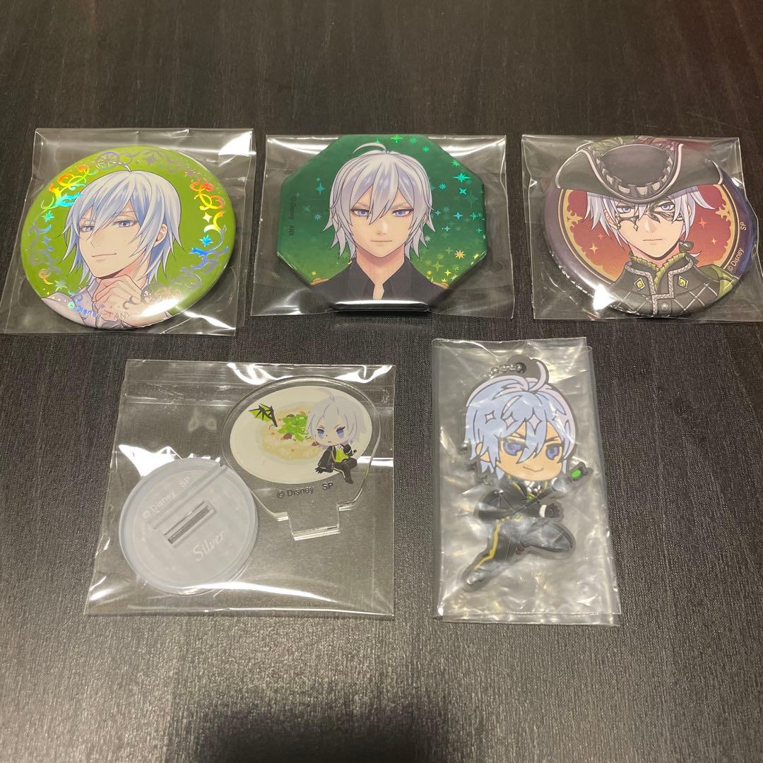 ツイステ展 オーロラカード プラチナ 制服 特典 ブレジュ シルバー17点