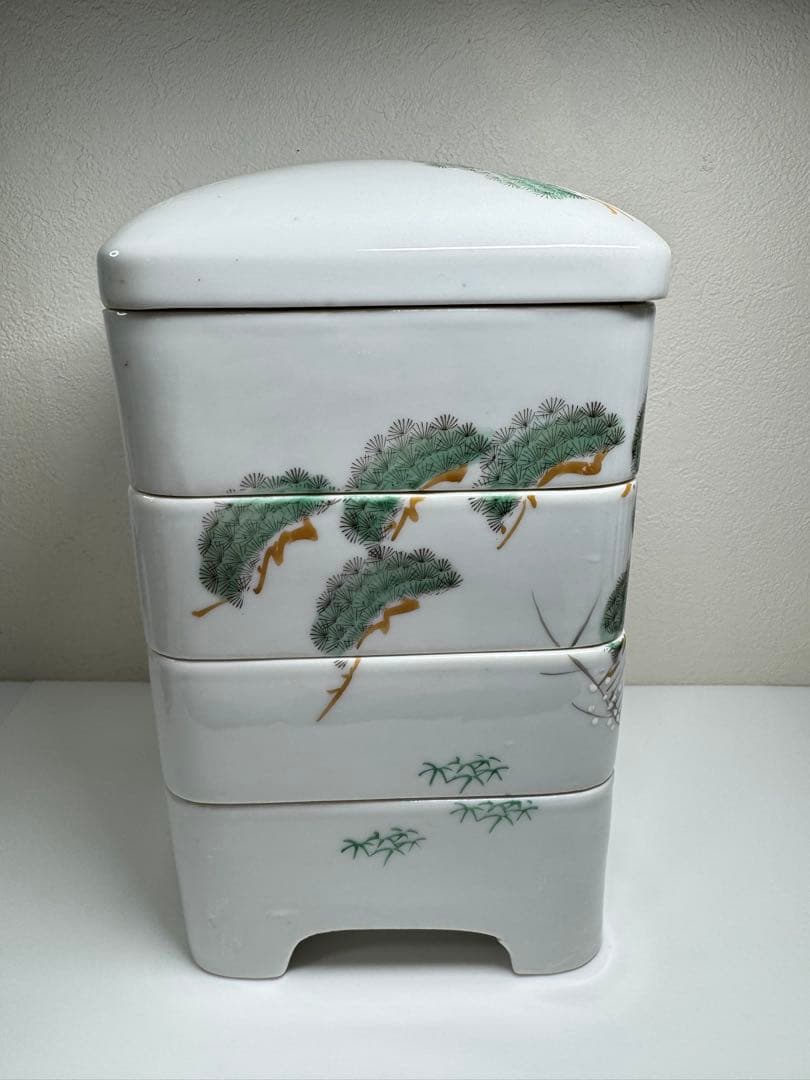 松峰窯 重箱 四段 松・鶴図 在銘