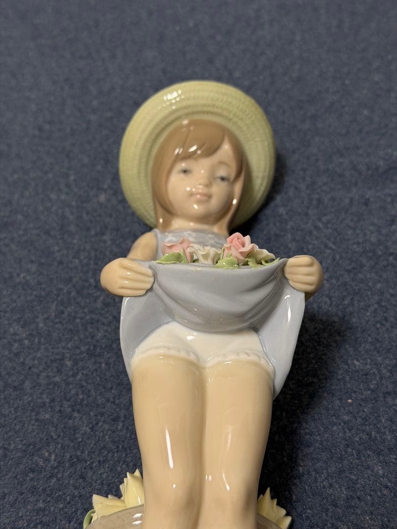 廃盤希少 スカートに花いっぱい LLADRO リヤドロ 少女 アンダーウェア陶器