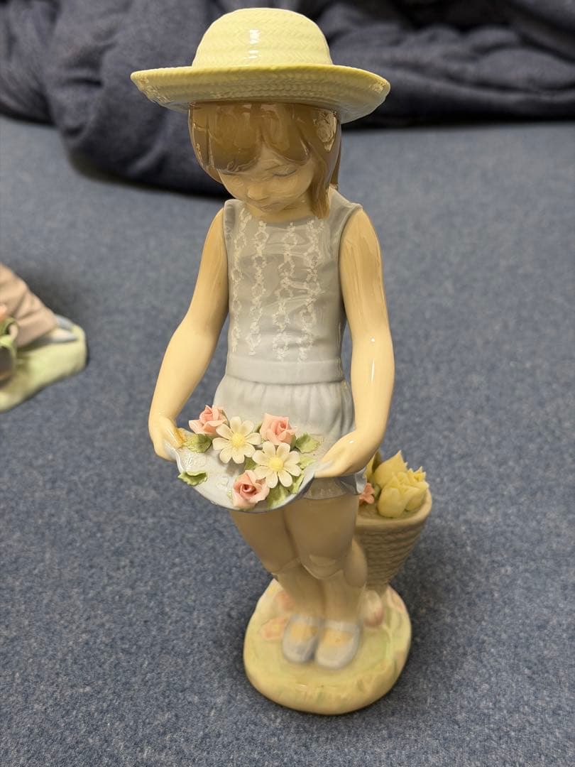 廃盤希少 スカートに花いっぱい LLADRO リヤドロ 少女 アンダーウェア陶器