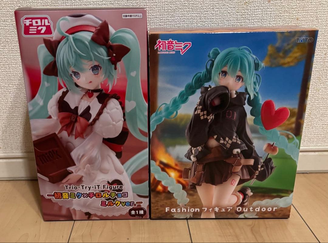 初音ミク‪ チロルチョコ ミルクver 初音ミクFashion outdoor - メルカリ‬