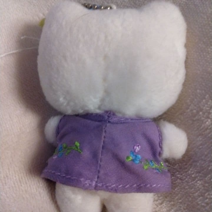 レア・ヴンテージ ハローキティ ぬいぐるみ 紫のドレス マスコットキーホルダー
