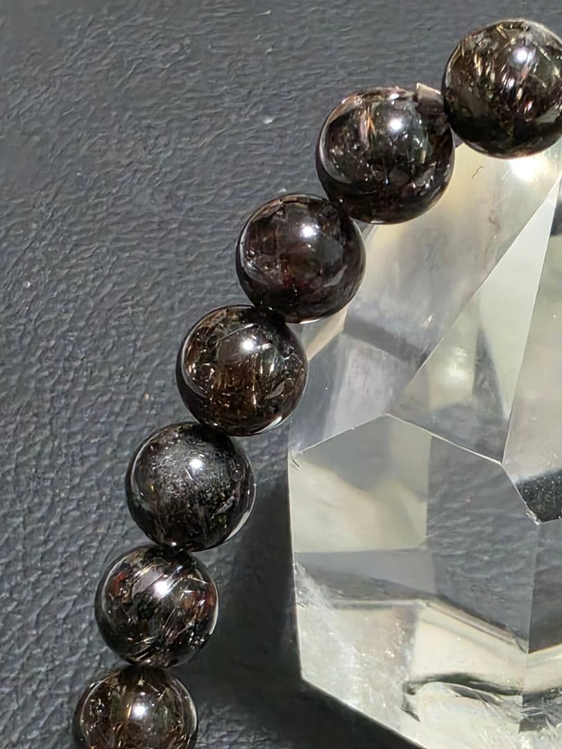 8.3㎜　ブラックルチルクォーツブレスレット