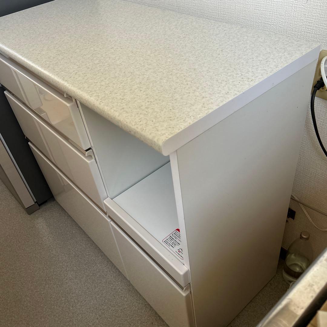 食器棚　ニトリ