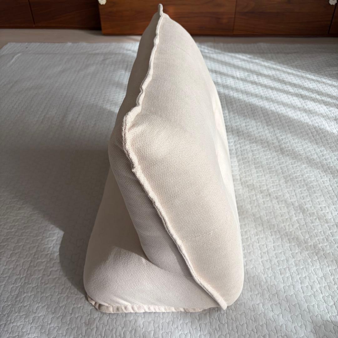 Pulau 自立式背もたれクッション