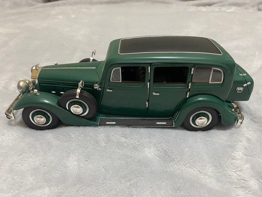 ミニカー RICKO Horch 851 Pullman 1/18