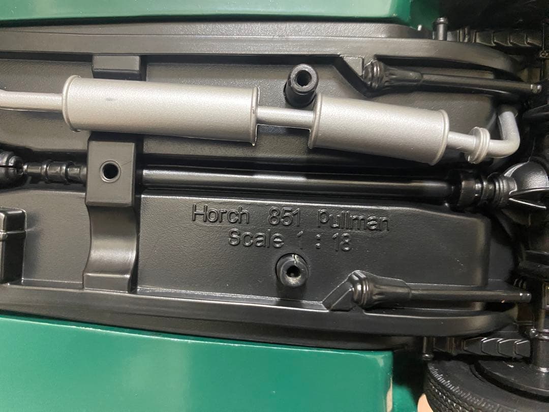 ミニカー RICKO Horch 851 Pullman 1/18