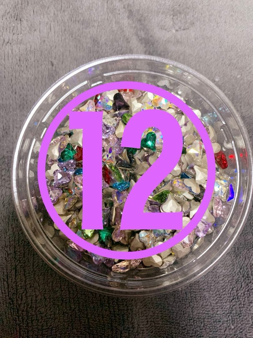 ネイルパーツすくい