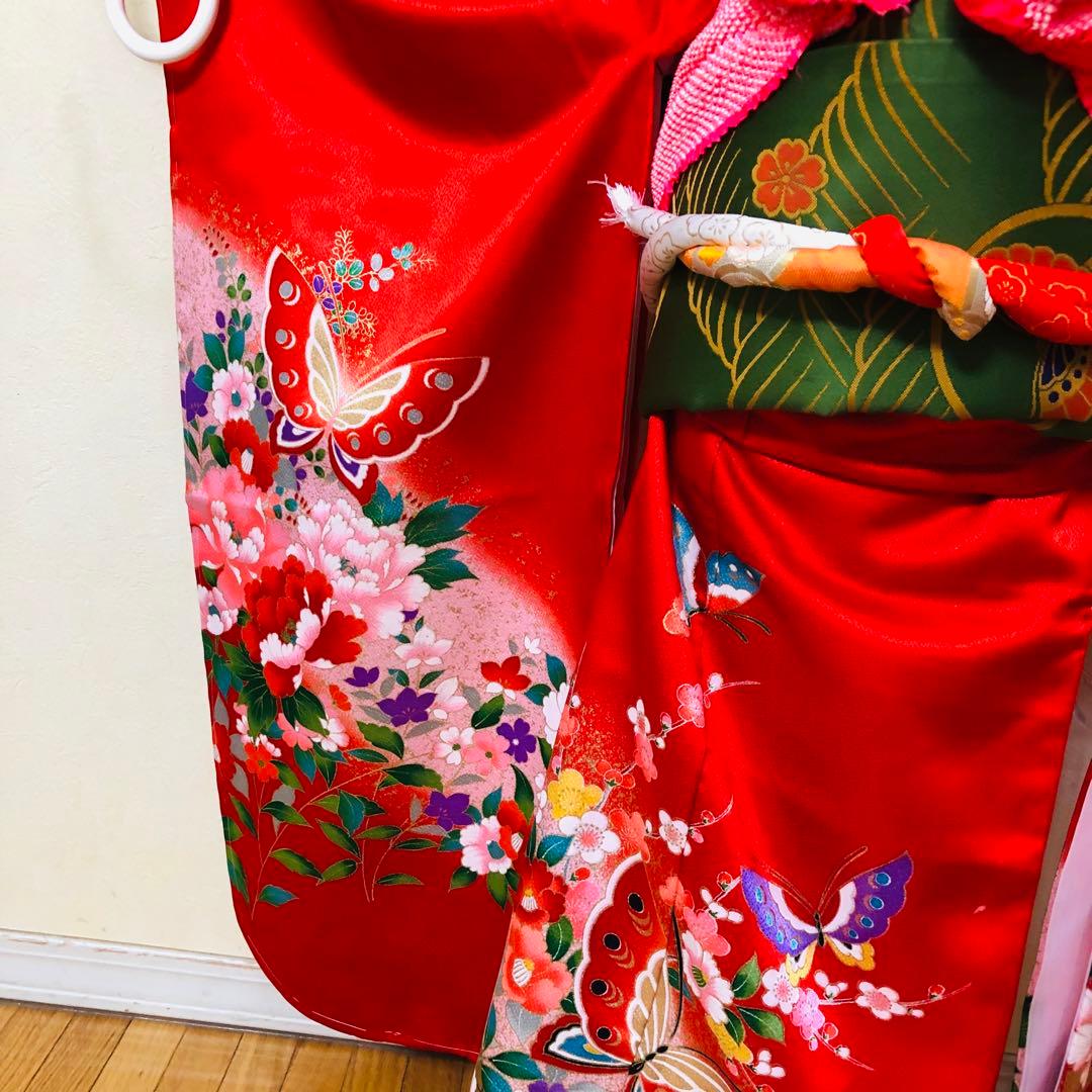 豪華7歳完全フルセット⭐︎未使用しつけ糸付き人気赤地蝶々花々金彩煌びやか際立つ逸品