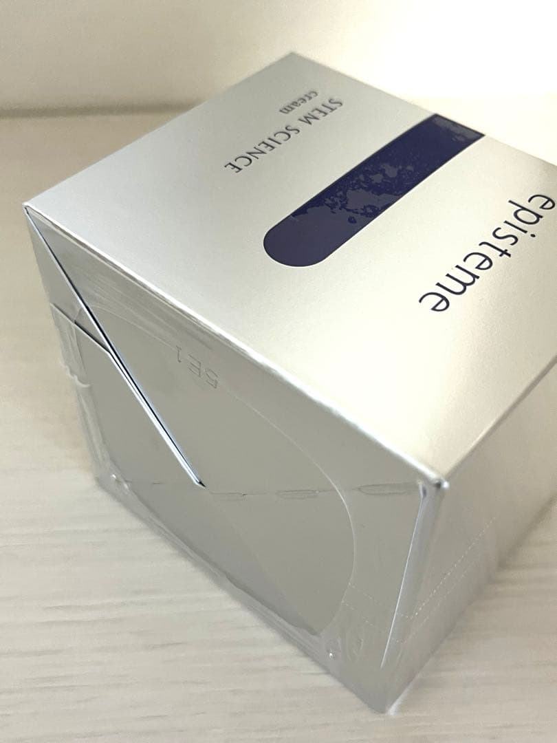 【未開封新品】episteme エピステーム ステムサイエンスリフトクリームc