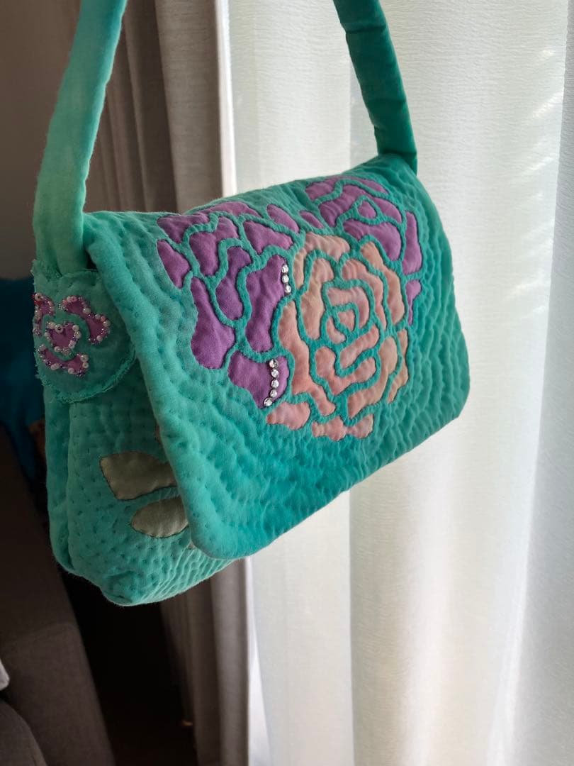 ステンドグラスキルトのバッグ