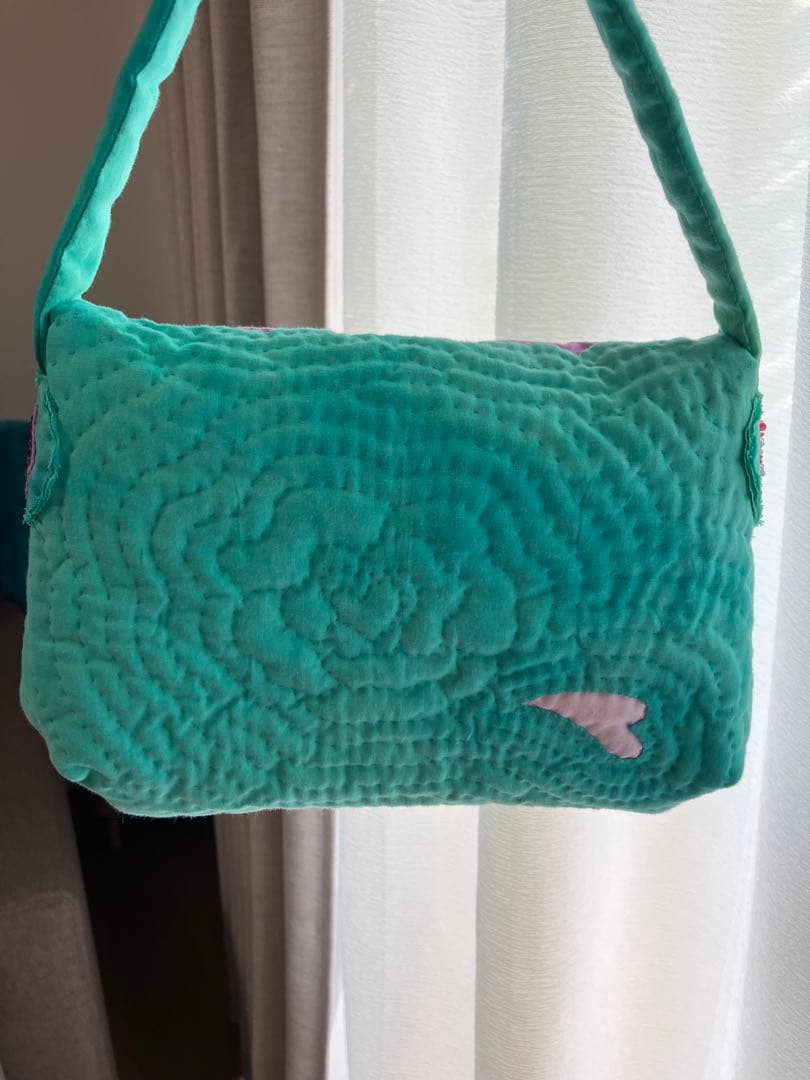 ステンドグラスキルトのバッグ