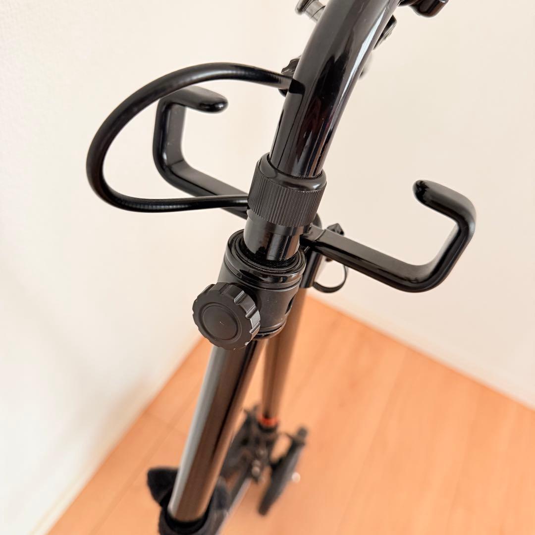 フジホーム ハンドレールステッキII ブラック タイヤ付き杖 歩行器