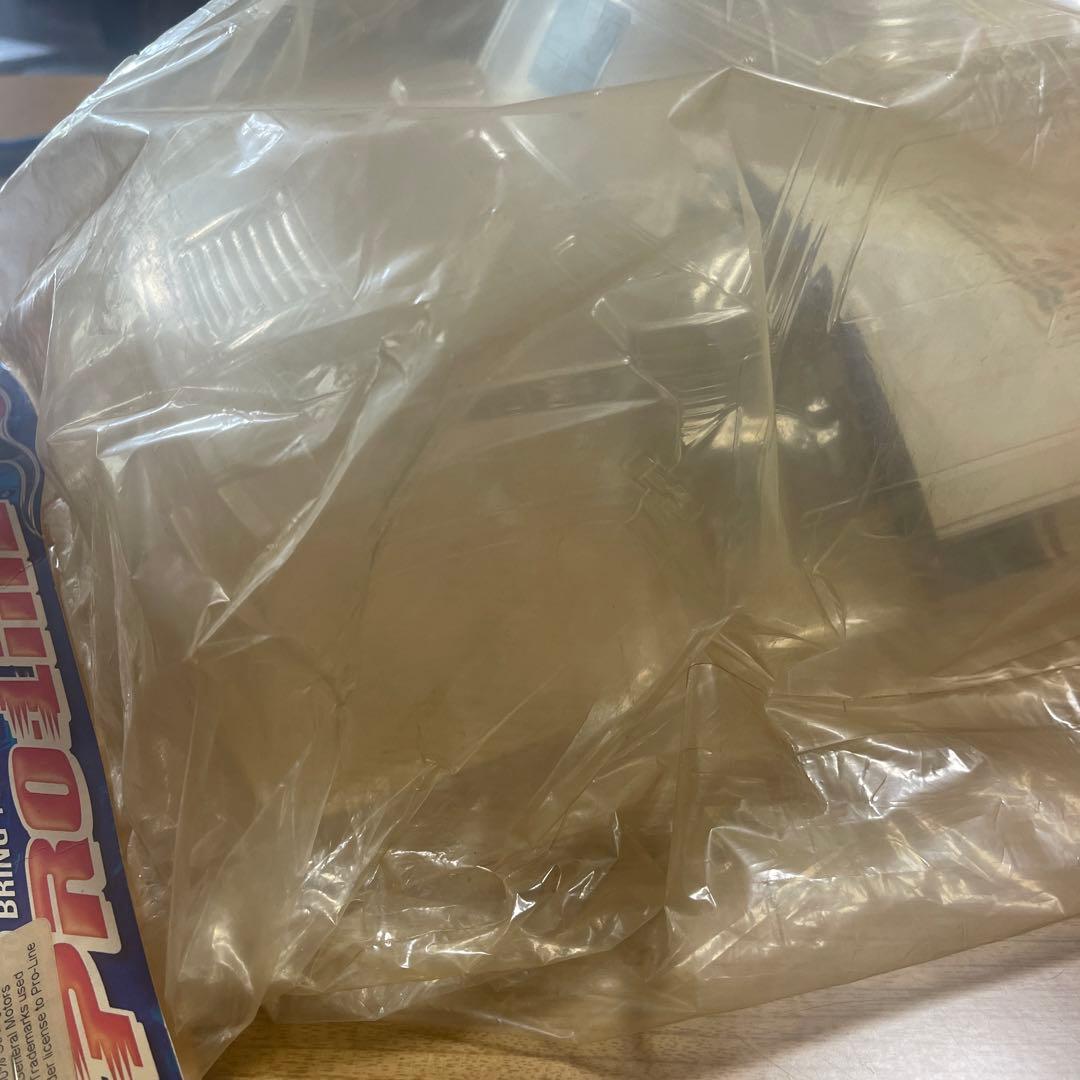 入手困難ラジコンボディ　ハマー未塗装　サベージなどに