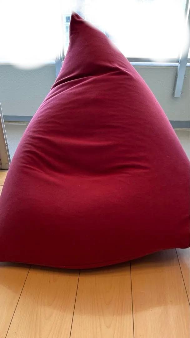 yogibo プレミアム　ピラミッド