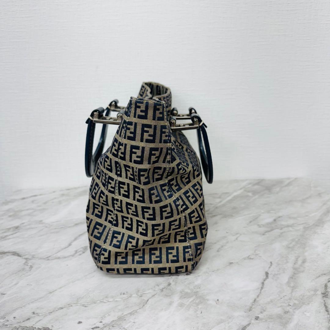 ✨FENDI✨フェンディ✨ズッカ柄✨ヴィンテージ✨ネイビー✨ハンドバッグ✨