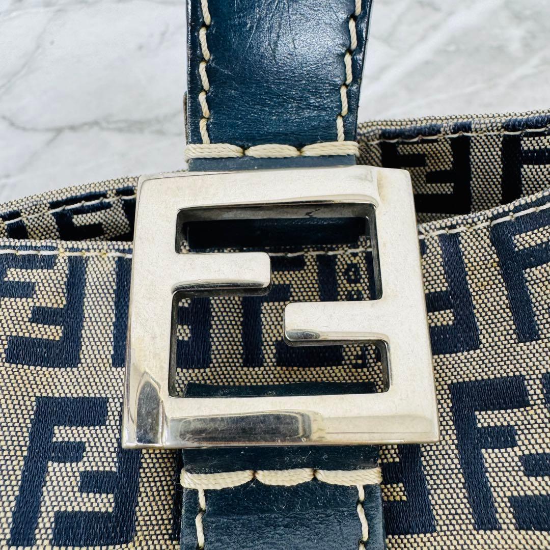 ✨FENDI✨フェンディ✨ズッカ柄✨ヴィンテージ✨ネイビー✨ハンドバッグ✨