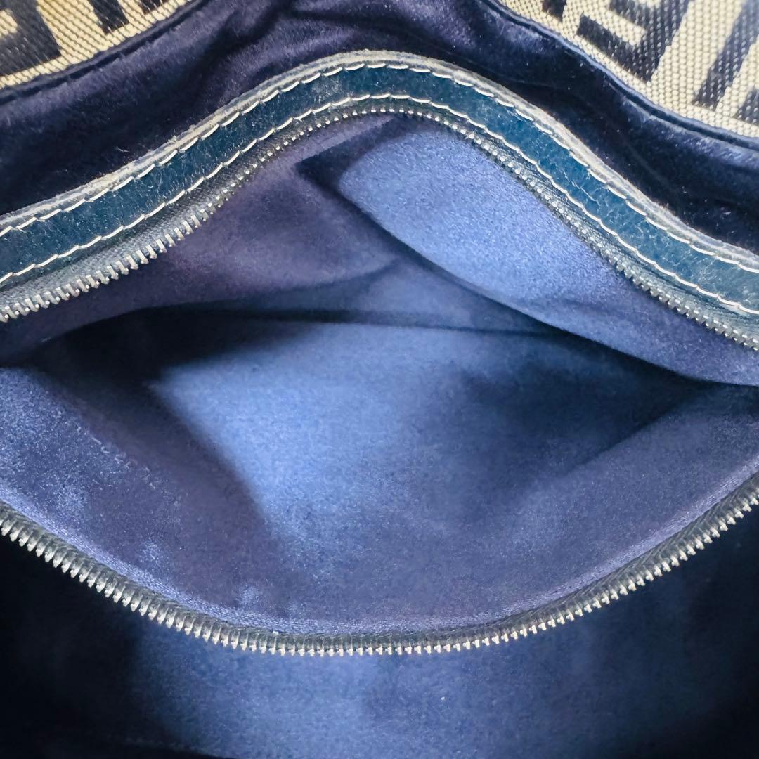 ✨FENDI✨フェンディ✨ズッカ柄✨ヴィンテージ✨ネイビー✨ハンドバッグ✨