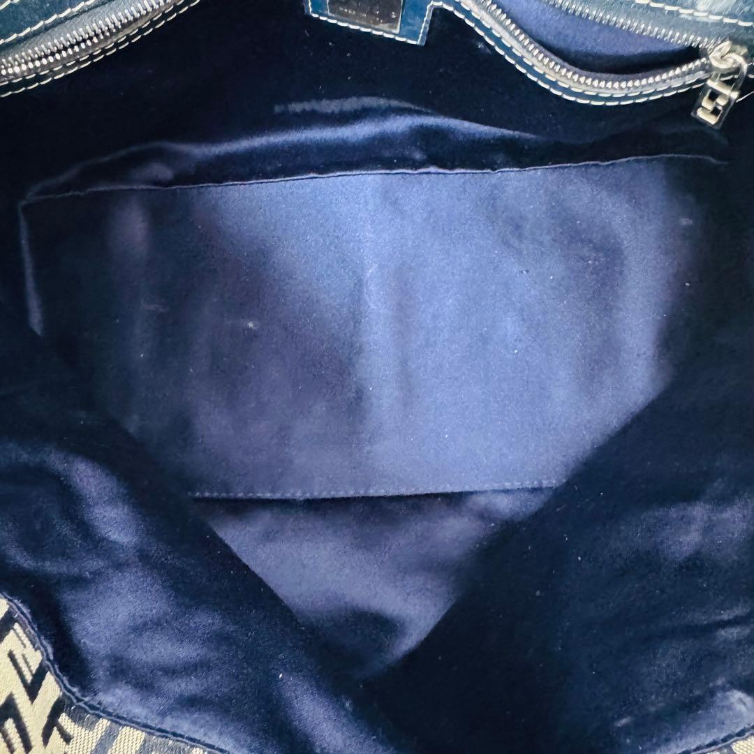 ✨FENDI✨フェンディ✨ズッカ柄✨ヴィンテージ✨ネイビー✨ハンドバッグ✨