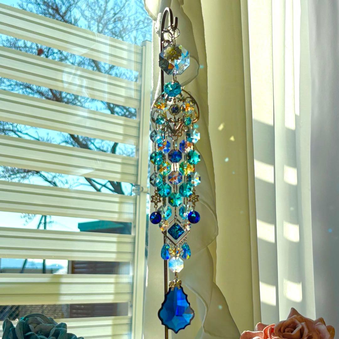 呪術廻戦 五条悟カラー ブルー✩.*˚ SWAROVSKIサンキャッチャー