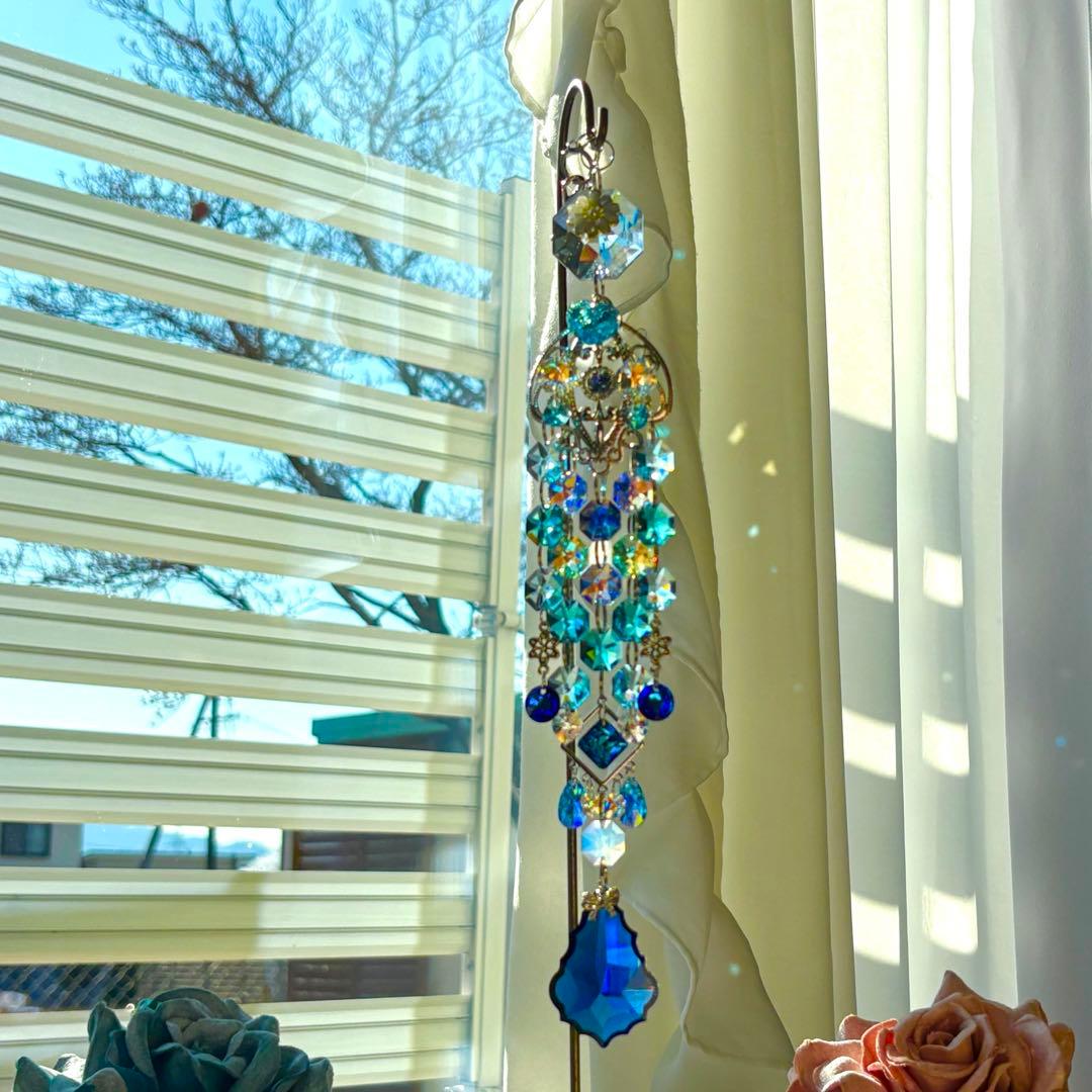 呪術廻戦 五条悟カラー ブルー✩.*˚ SWAROVSKIサンキャッチャー