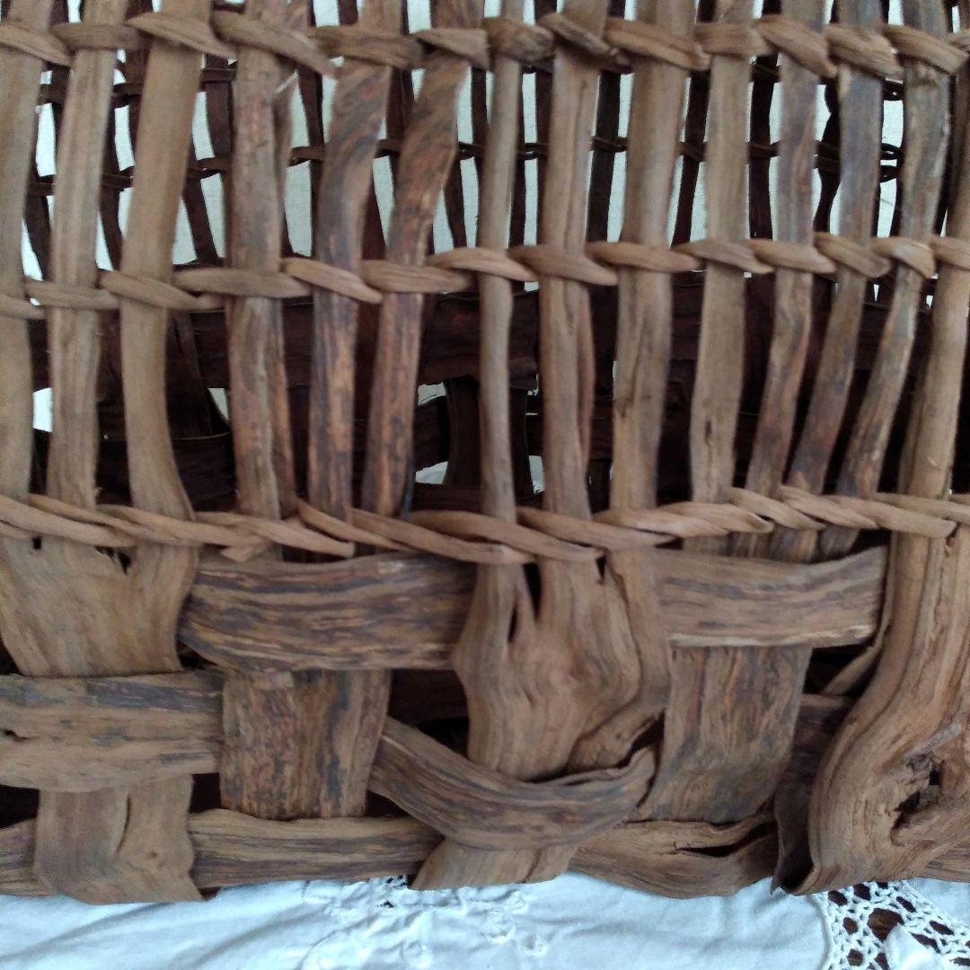 最終お値引き価格～2/15迄✨新品未使用 名工 悠帆 デザイン山葡萄籠バック