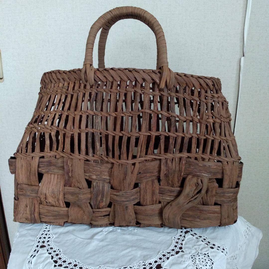 最終お値引き価格～2/15迄✨新品未使用 名工 悠帆 デザイン山葡萄籠バック