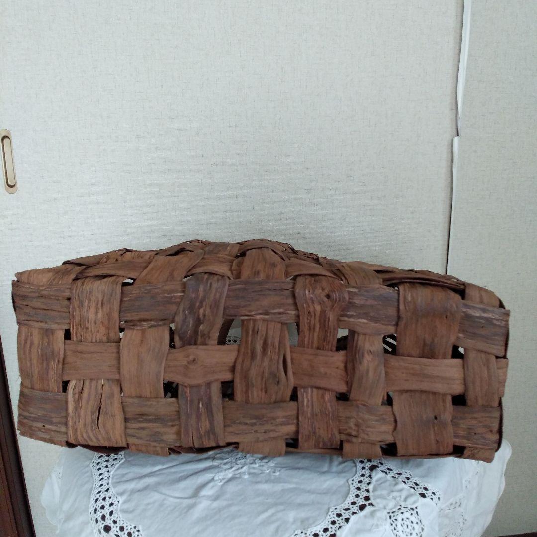 最終お値引き価格～2/15迄✨新品未使用 名工 悠帆 デザイン山葡萄籠バック