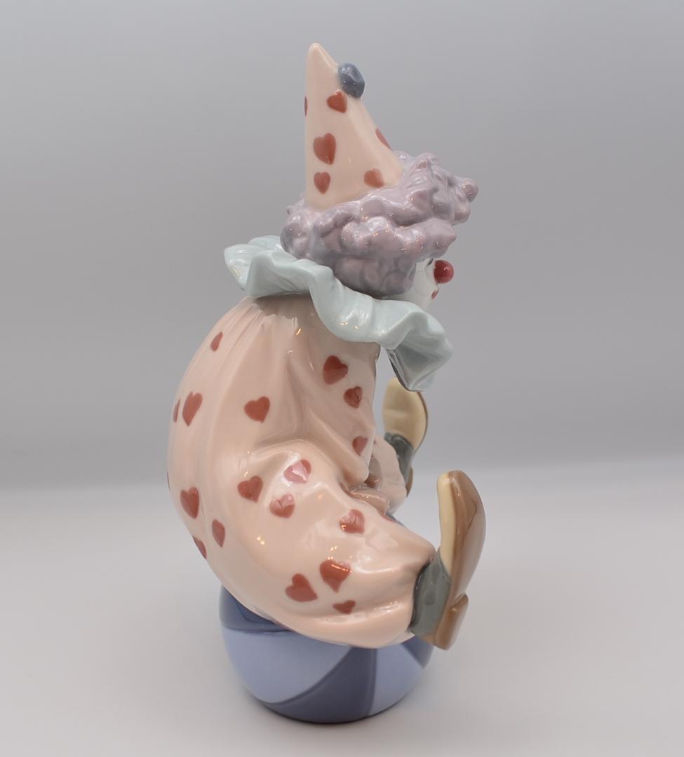 ボールを打つ　＃5813　★リヤドロ　スペイン　ポーセリン　光沢仕上げ　絶版