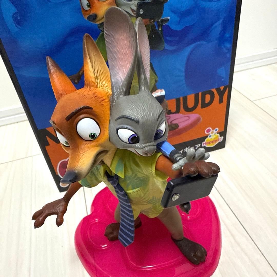 Happyくじ ズートピア A賞 ニック＆ジュディ セルフィー フィギュア