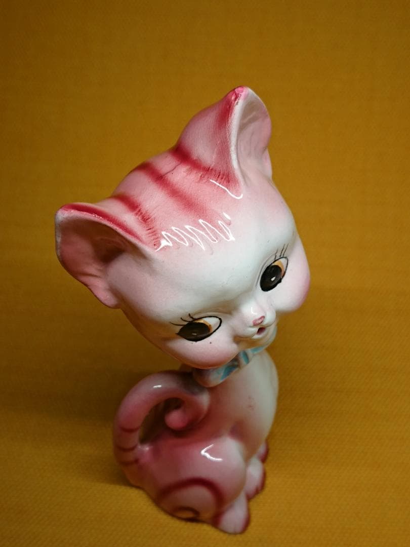 ネコ　陶器　オブジェ　置物　インテリア　工芸品　美術品　A2772