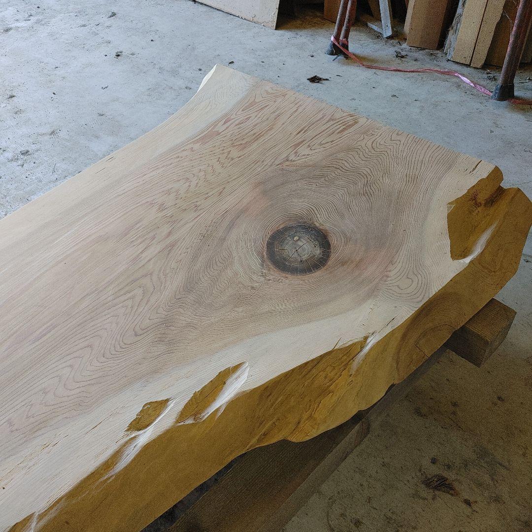 送料込み　一枚板　杉　スギ　無垢材　天板　テーブル　カウンター　番号49