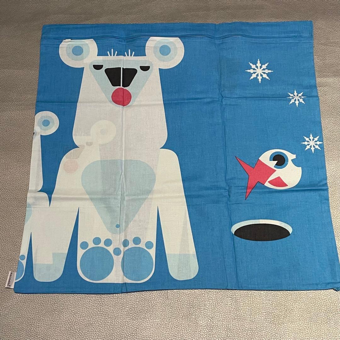 マリメッコ　ヤーカルフ　クッション カバー　50×50cm