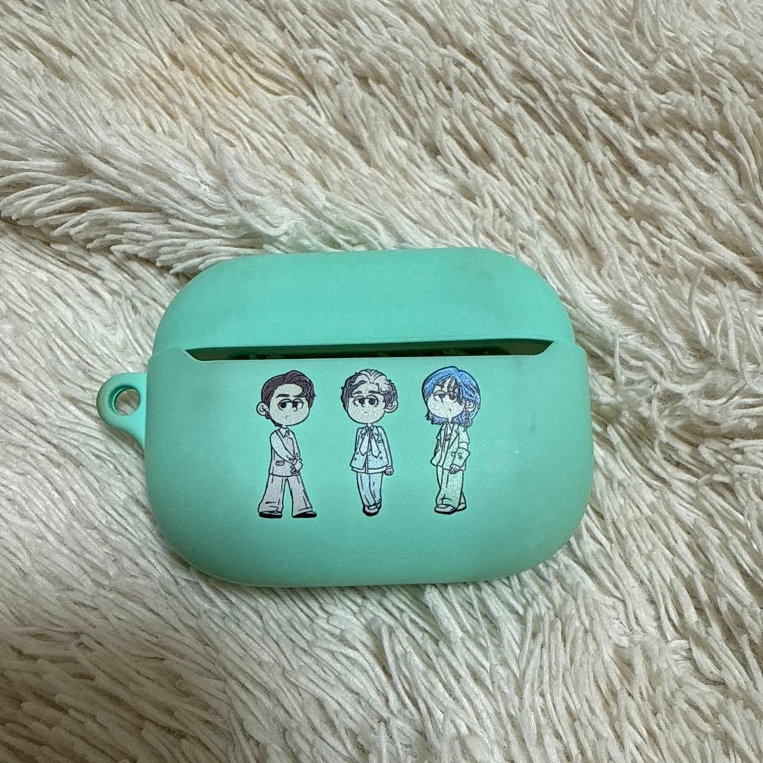 ミセス AirPodsProケース Utopia - メルカリ