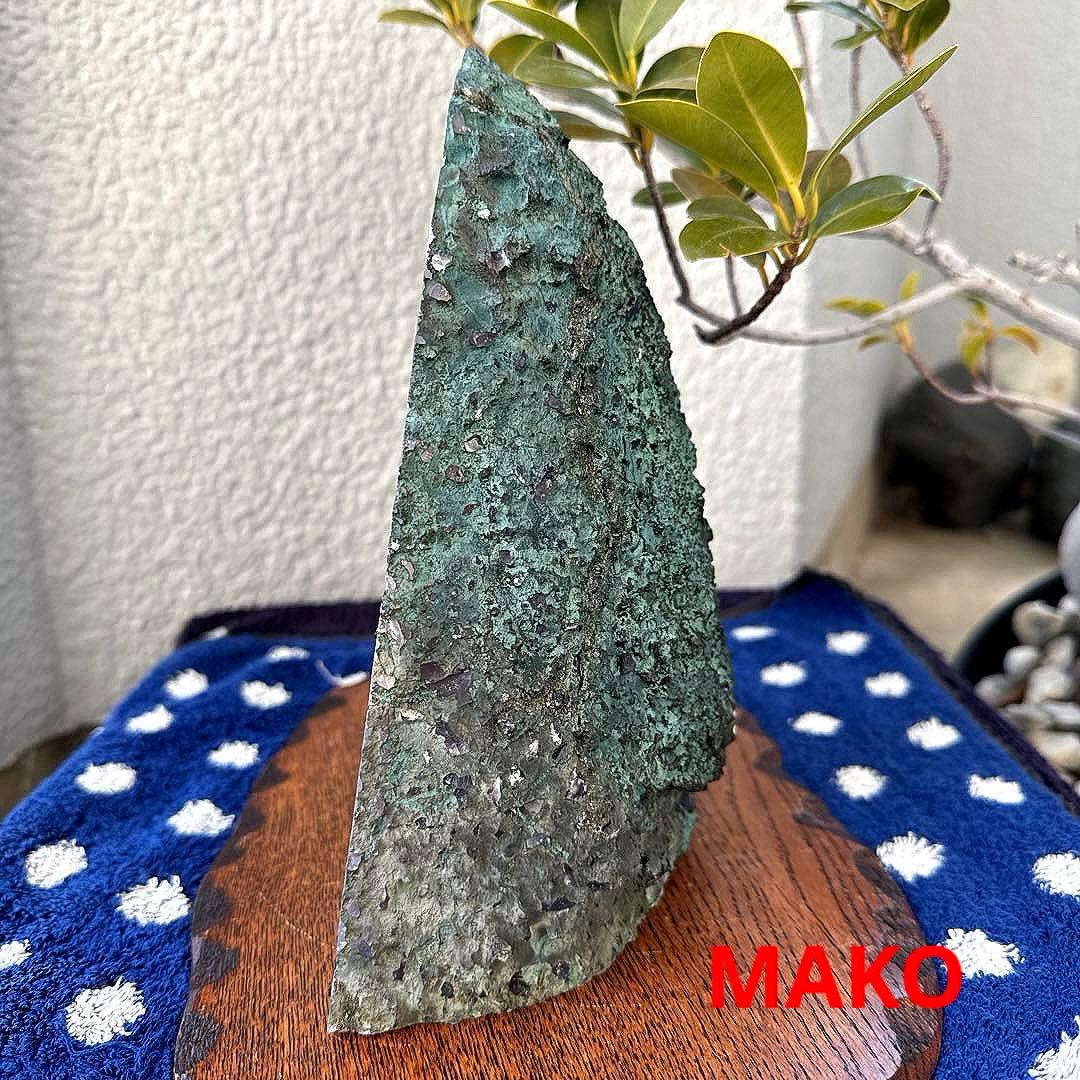 M1893☆アメジストドーム2.0Kg☆ウルグアイ産☆天然石　原石☆N60103