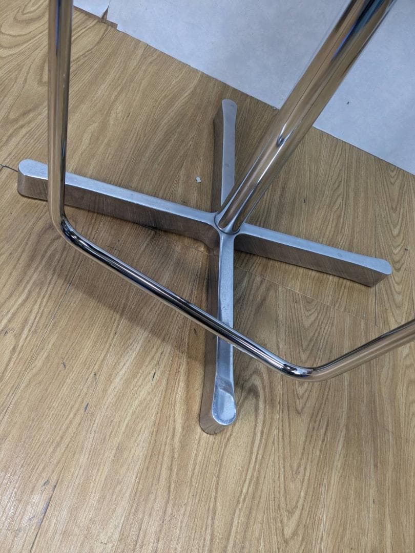 K☆1044 cassina カウンタースウィベルチェア WOK 535