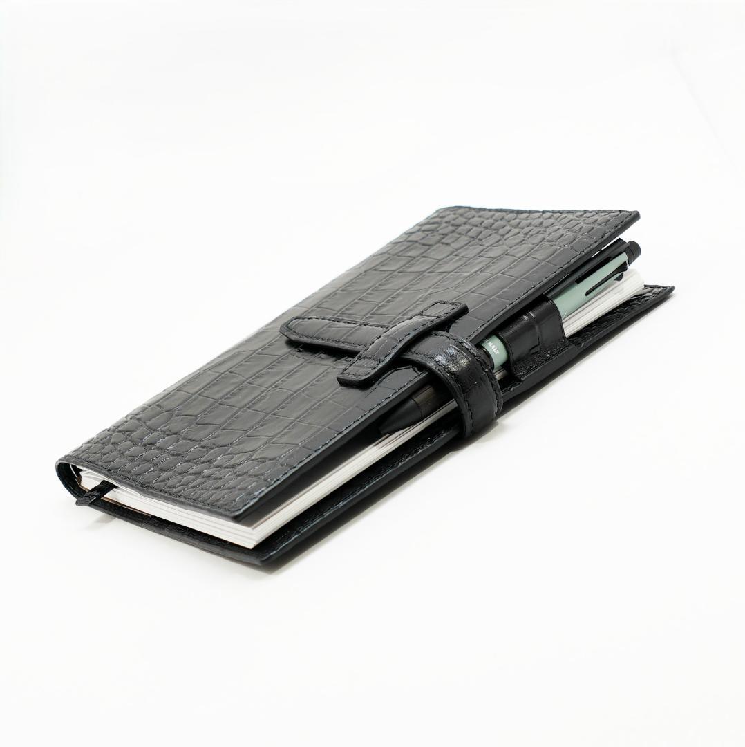本革　A5手帳・ノートカバー　ワニ型押し　ブラック　黒