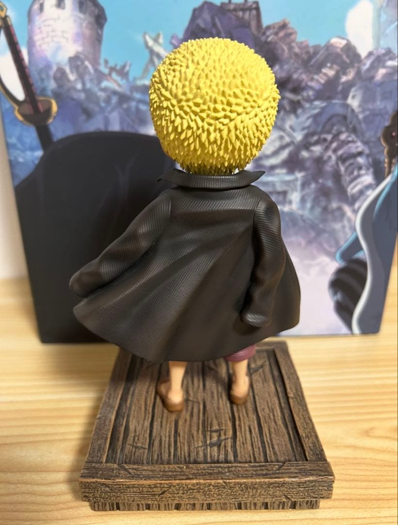 ドフラミンゴ　幼少期　フィギュア　LBWNB Studio