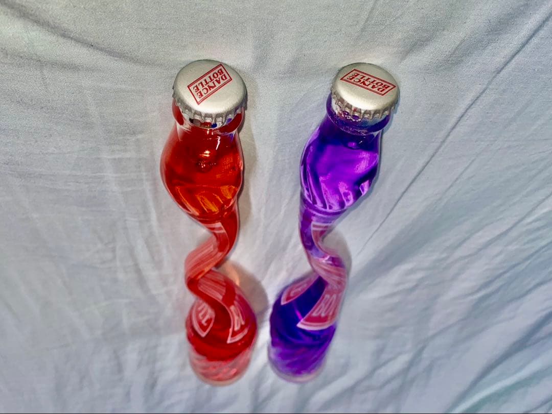 ねじれビン 変形瓶