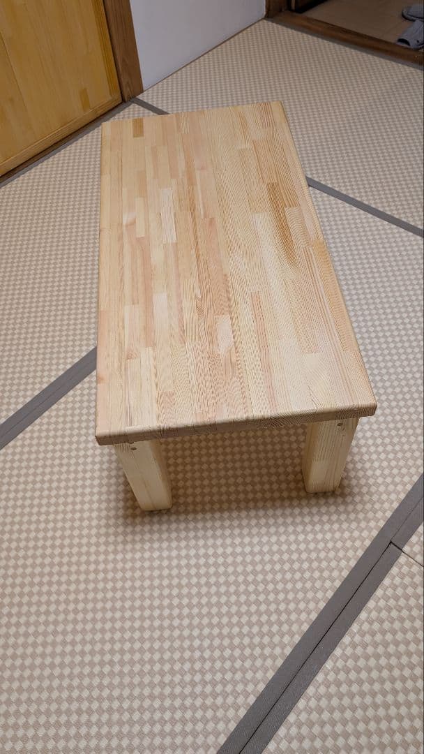 ローテーブル。赤松集成材36ミリ木材オイル仕上げ