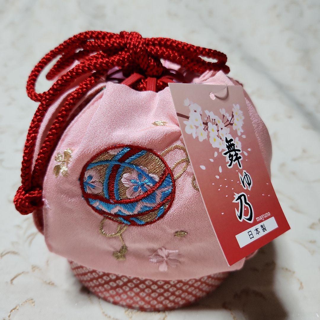 #695 ( 未使用品) 七五三  お正月  草履と巾着  18cm