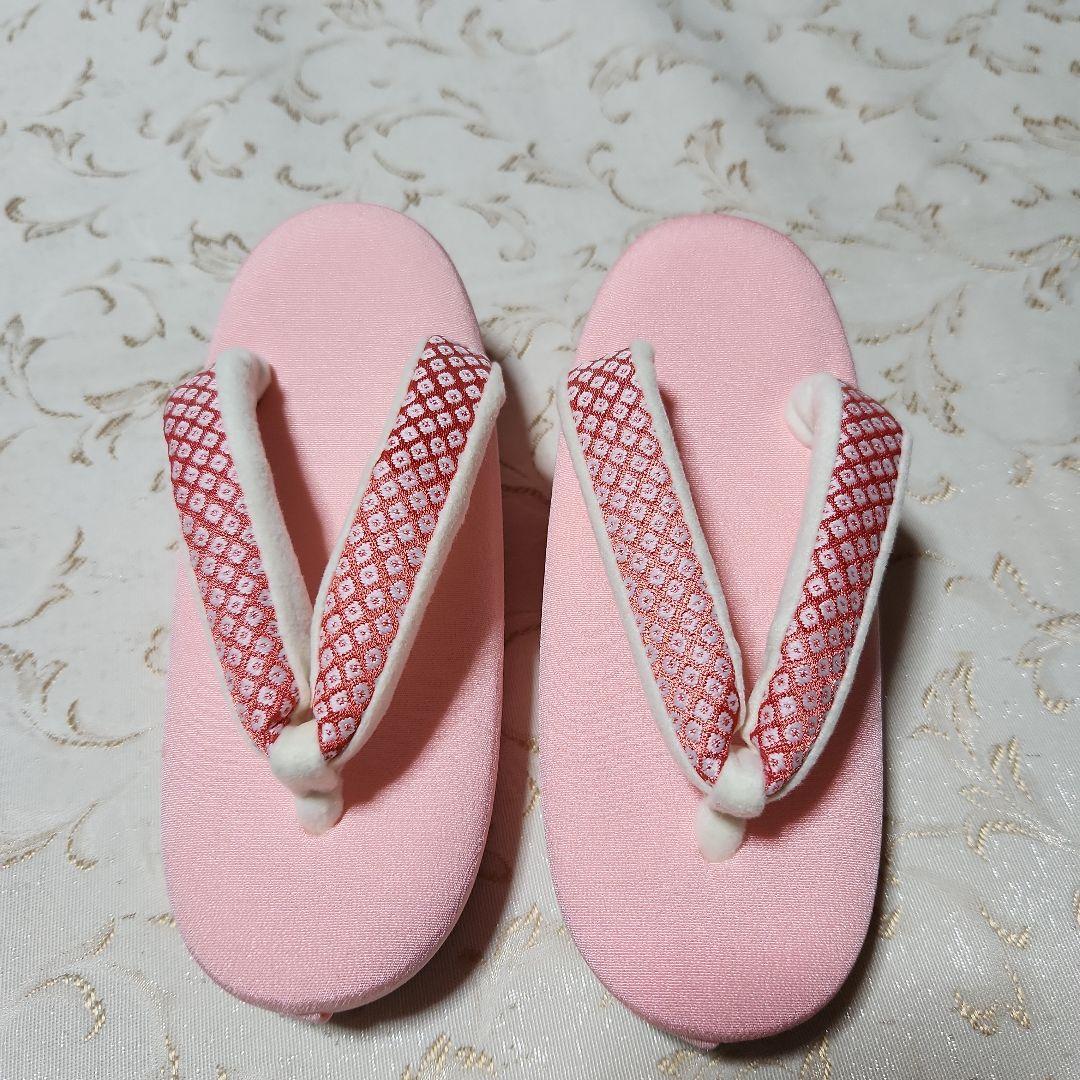 #695 ( 未使用品) 七五三  お正月  草履と巾着  18cm